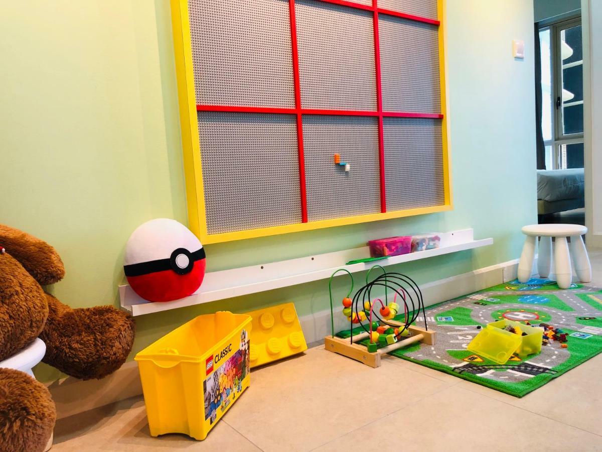 Апартаменты Afiniti Residensi Legoland Medini Нусаджайя Экстерьер фото